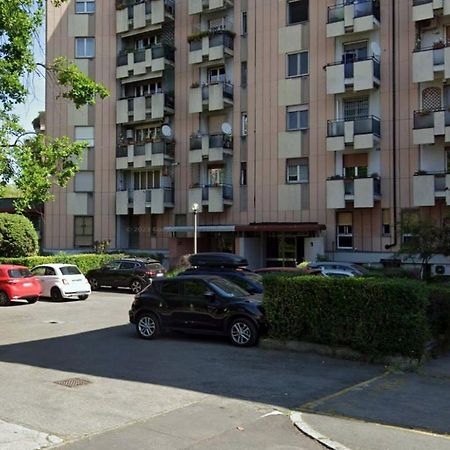 Sansirofiera Rooms Milano Exteriör bild