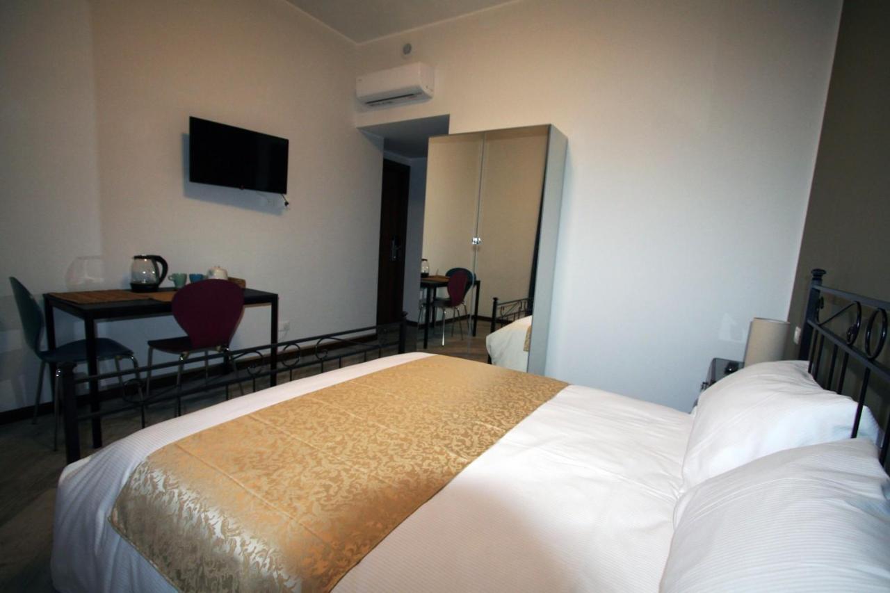 Sansirofiera Rooms Milano Exteriör bild