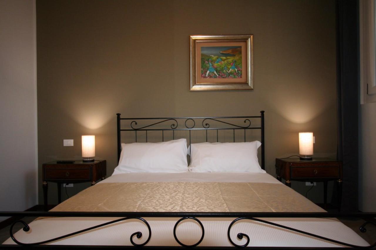 Sansirofiera Rooms Milano Exteriör bild