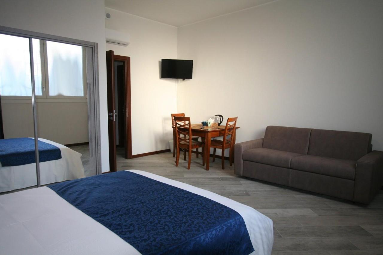 Sansirofiera Rooms Milano Exteriör bild